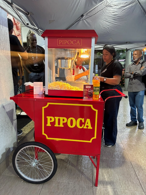 Estação de Pipoca em Niterói e São Gonçalo